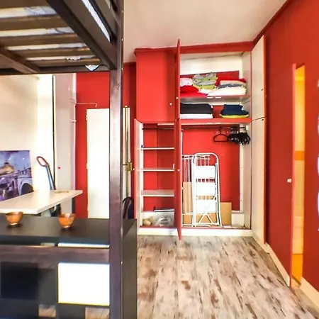 Bastille- Grand Studio Rue De Lappe Daire Paris
