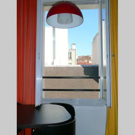 Daire Bastille- Grand Studio Rue De Lappe *